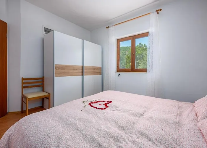 Apartmán 5235-4 In Drenje (Istria)